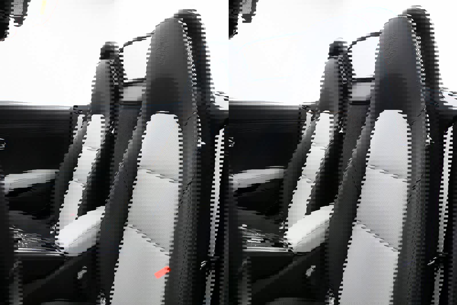 Certified 2025 Porsche 718 Boxster S image 5