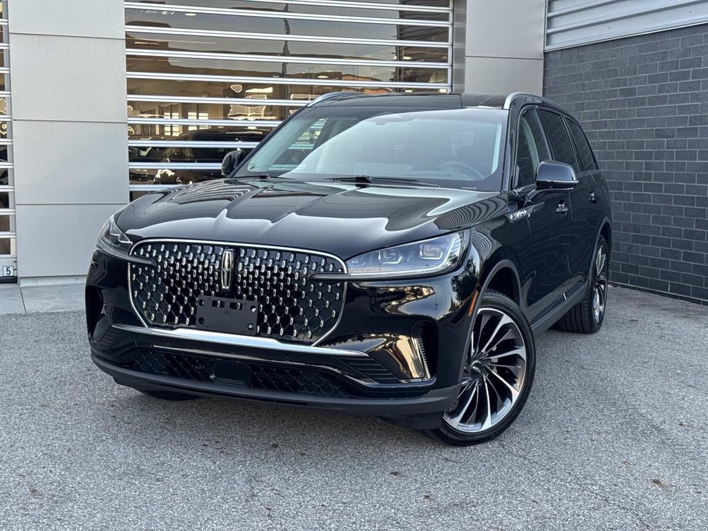 Used 2025 Lincoln Aviator Reserve w/ Illumination Package AWD/4WD image 1