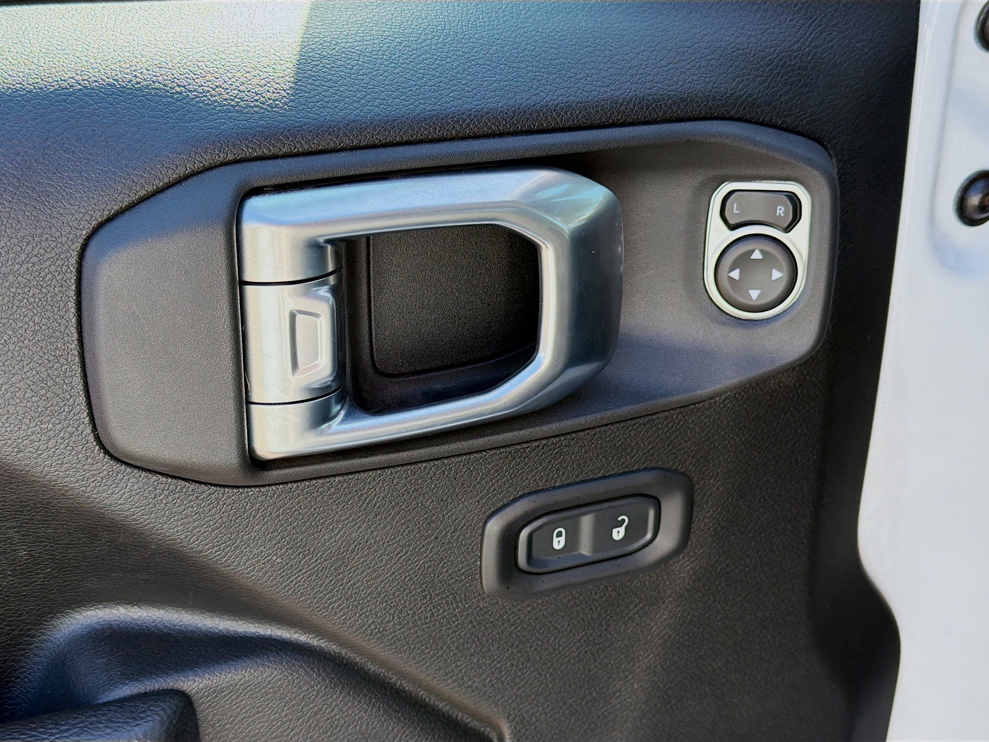Used 2026 Jeep Gladiator Mojave image 22
