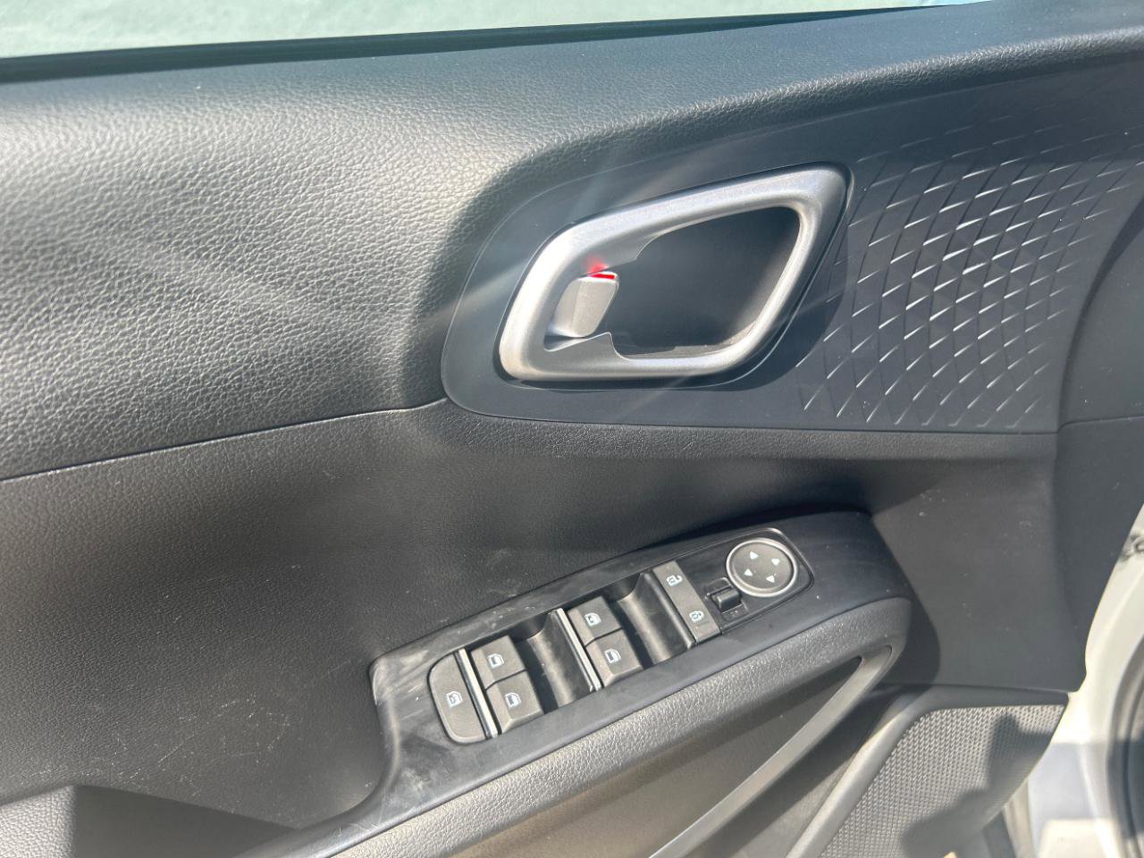 Used 2020 Kia Soul S image 12