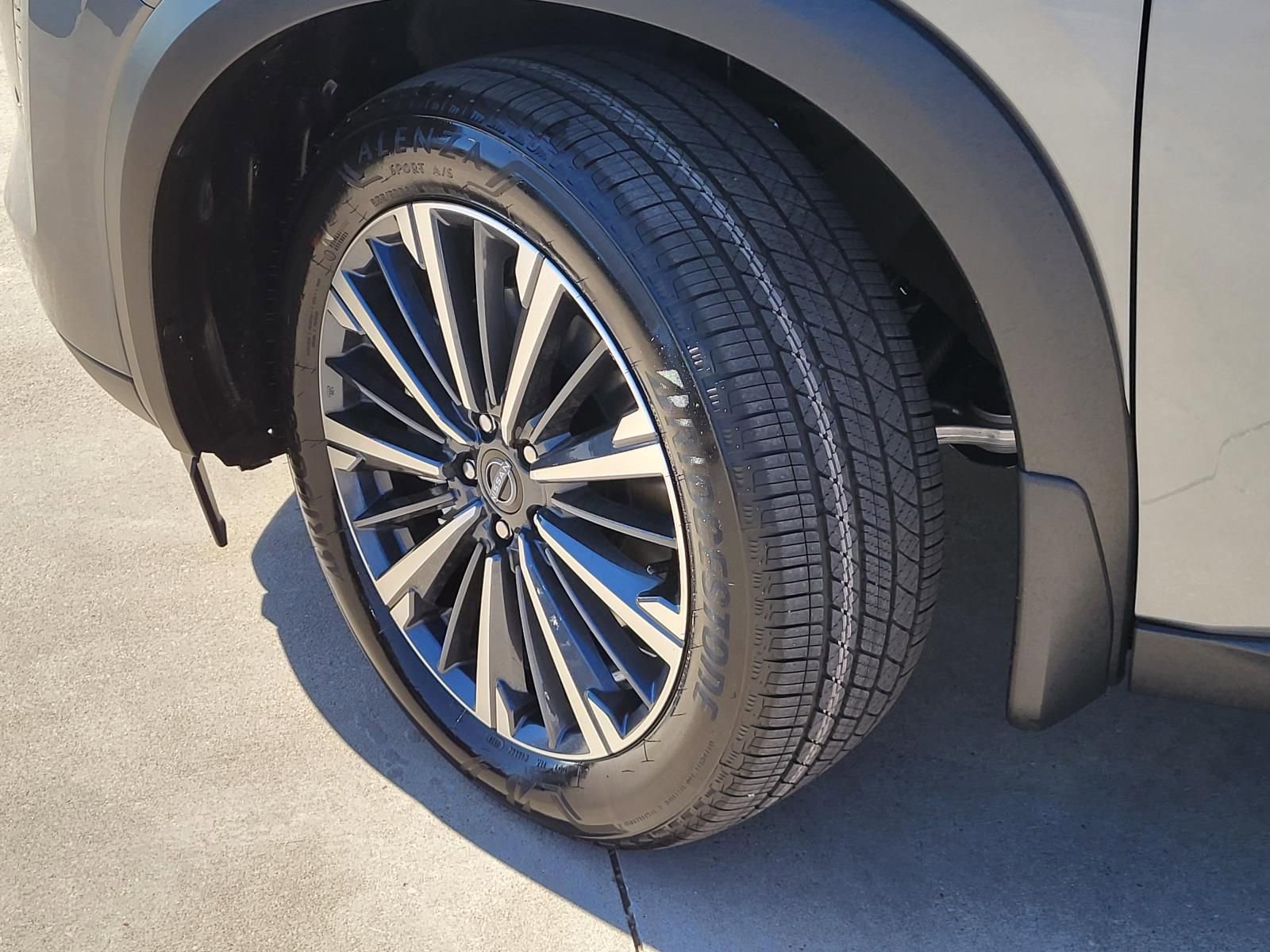 New 2026 Nissan Pathfinder Platinum image 11