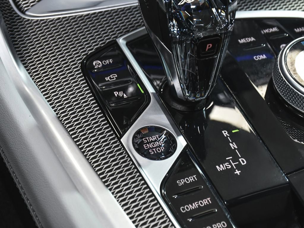 Used 2023 BMW X6 xDrive40i w/ Executive Package image 36