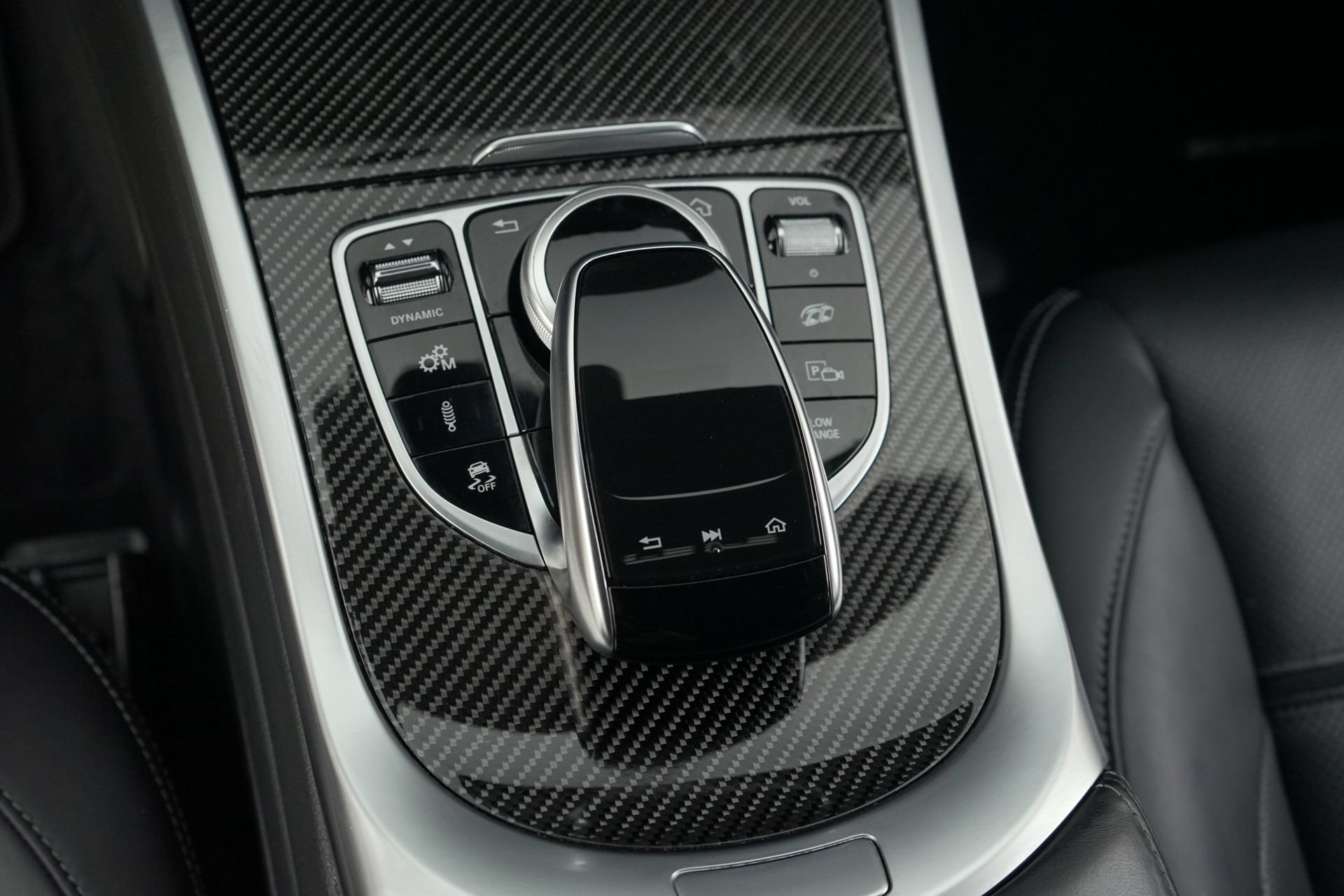 Used 2024 Mercedes-Benz G 63 AMG 4MATIC w/ Seat Comfort Package image 17