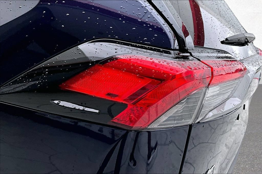 Certified 2022 Toyota RAV4 Limited FWD image 24