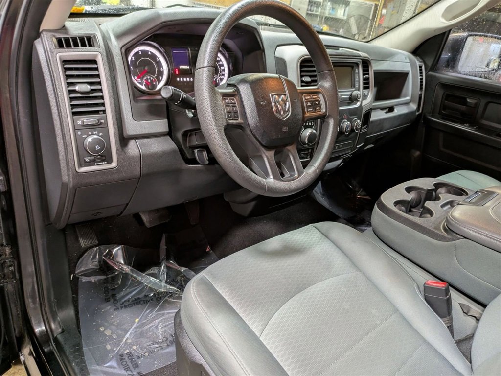Used 2018 RAM 1500 Express w/ Black Ram 1500 Express Group image 9