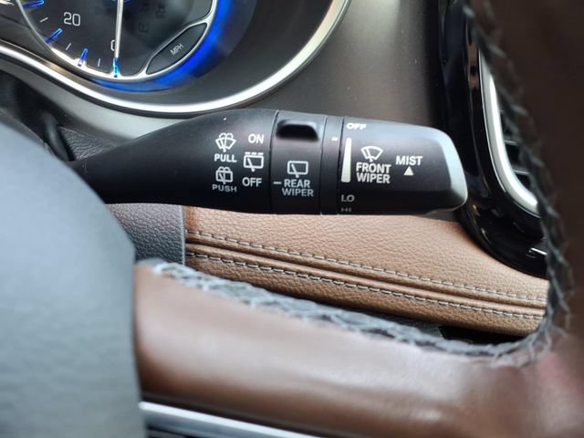 Used 2020 Chrysler Pacifica Limited w/ Advanced Safetytec Group FWD image 31