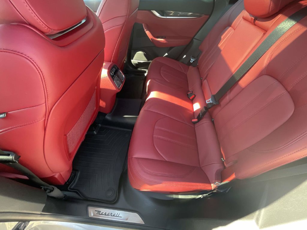 Used 2017 Maserati Levante w/ Sport Package AWD/4WD image 12