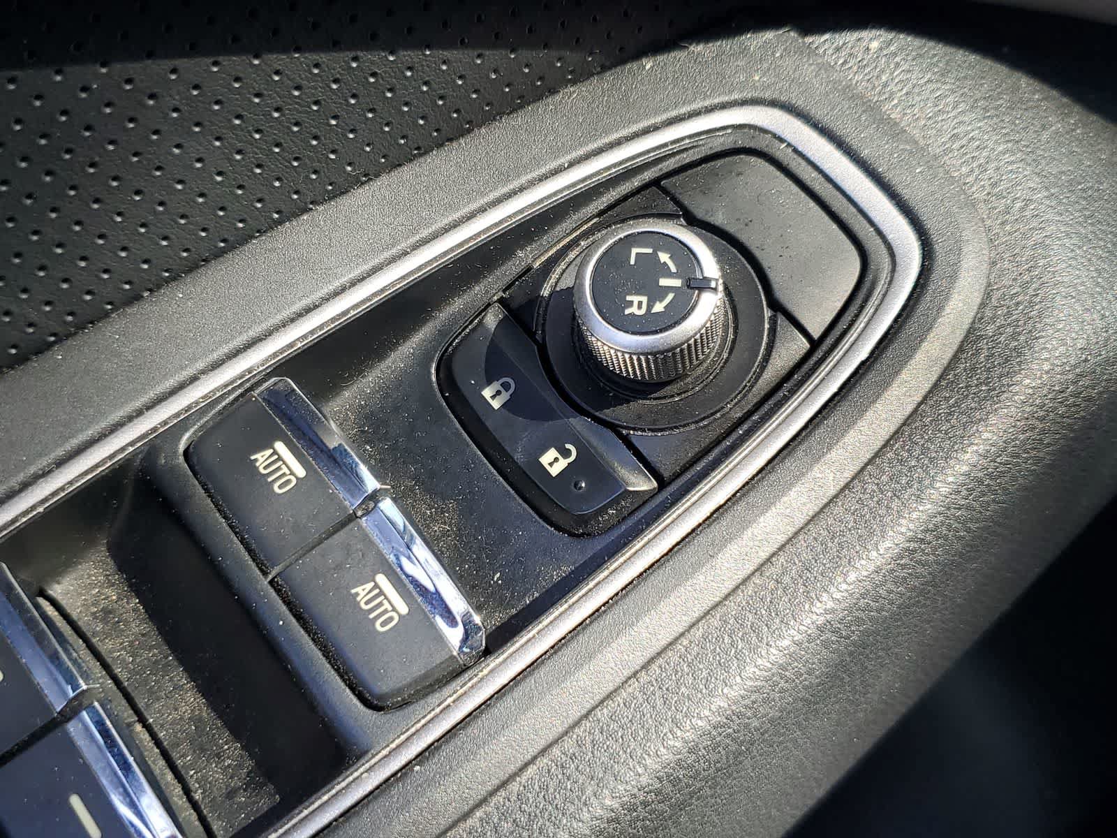 Used 2019 Subaru Ascent Limited AWD/4WD image 25