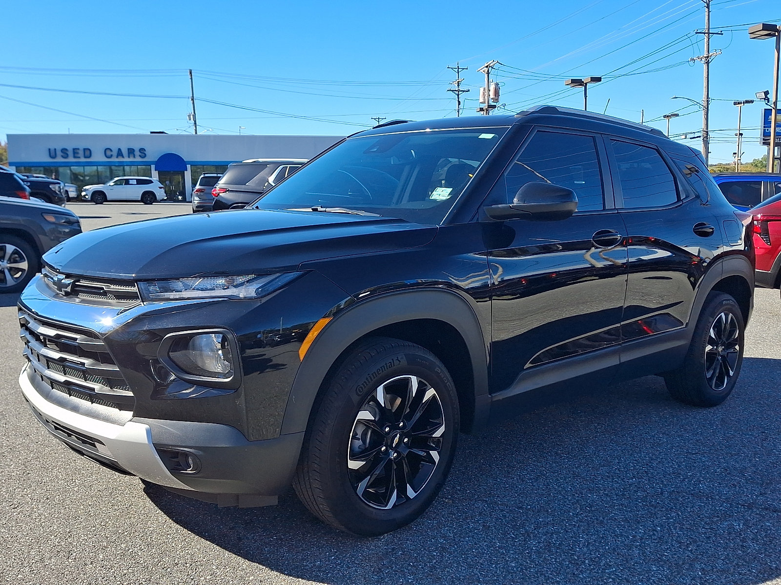 Certified 2023 Chevrolet TrailBlazer LT w/ Convenience Package AWD/4WD image 3
