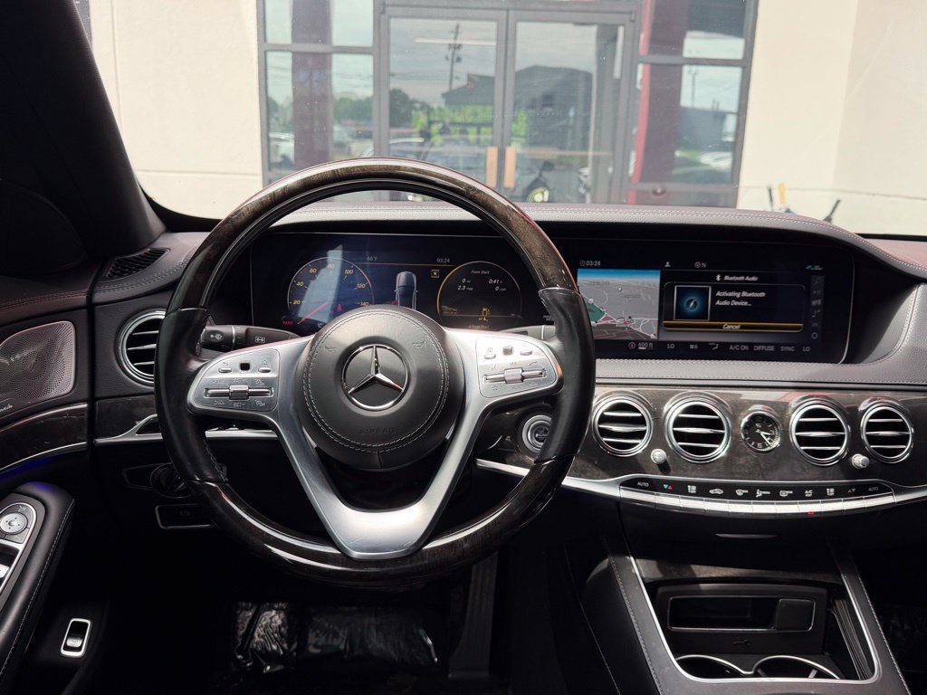 Used 2019 Mercedes-Benz S 560 Sedan image 14