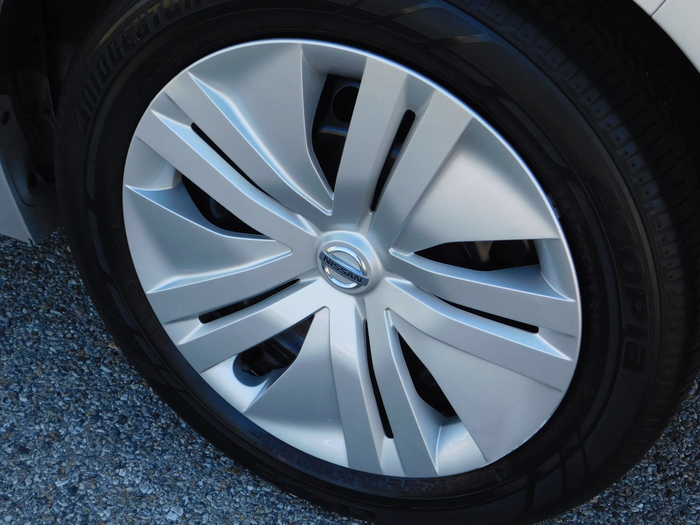 Used 2022 Nissan Leaf S FWD image 10