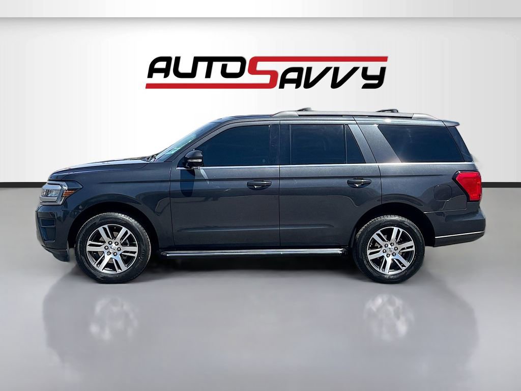 Used 2022 Ford Expedition XLT RWD image 4