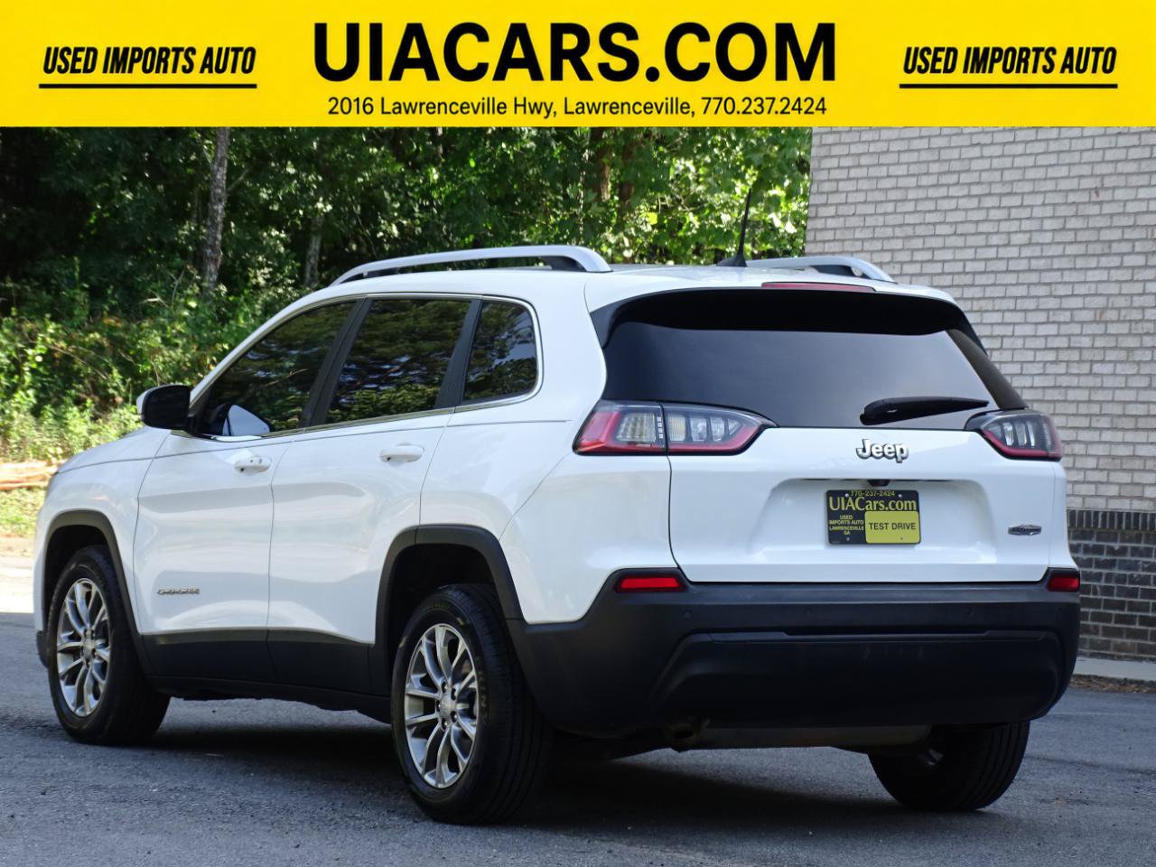 Used 2019 Jeep Cherokee Latitude Plus FWD image 7