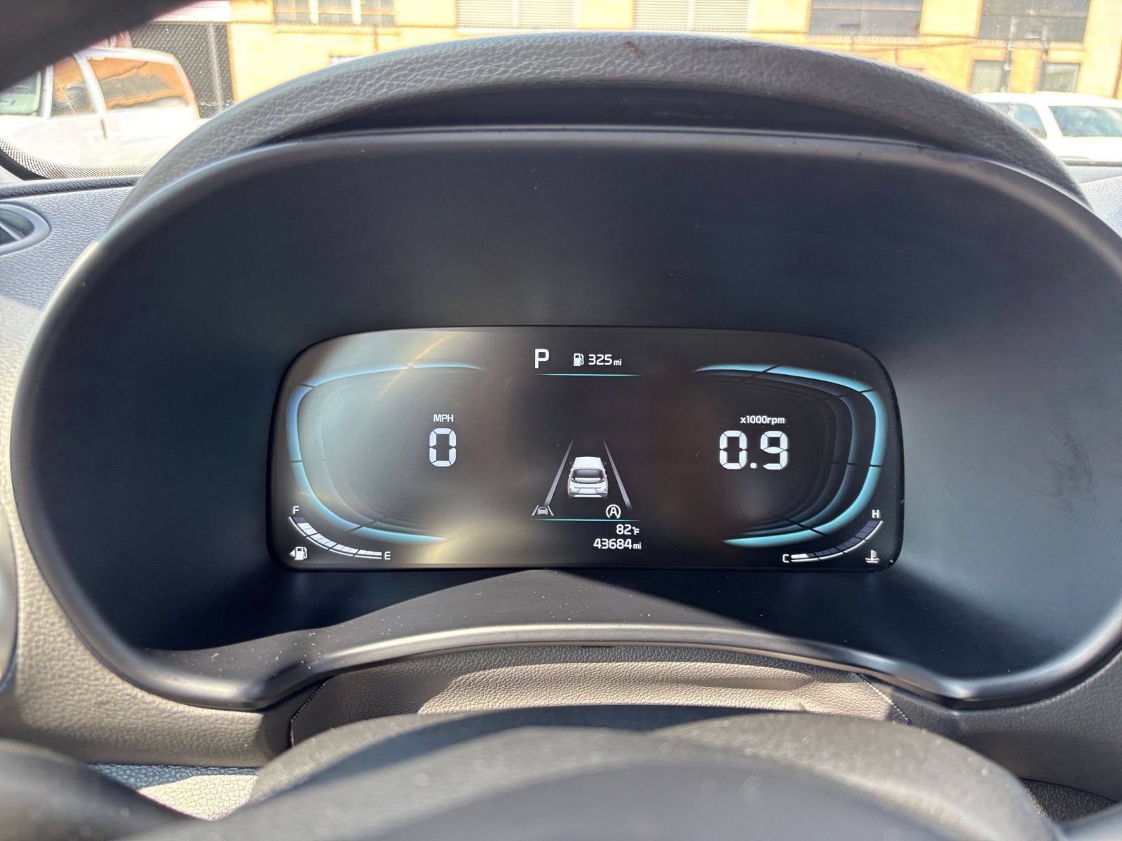 Used 2025 Kia Soul LX w/ LX Technology Package FWD image 37