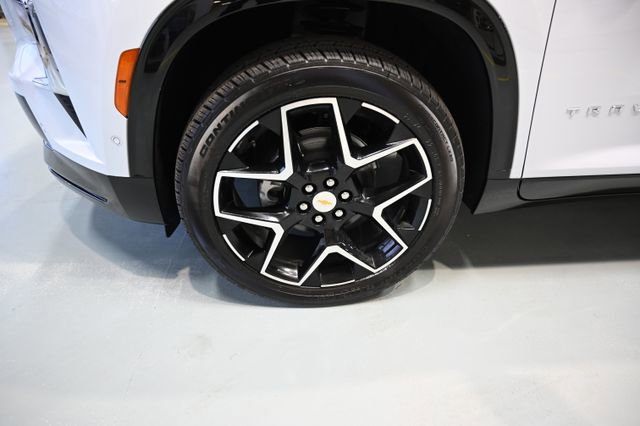 New 2026 Chevrolet Traverse High Country w/ LPO, Floor Liner Package image 30