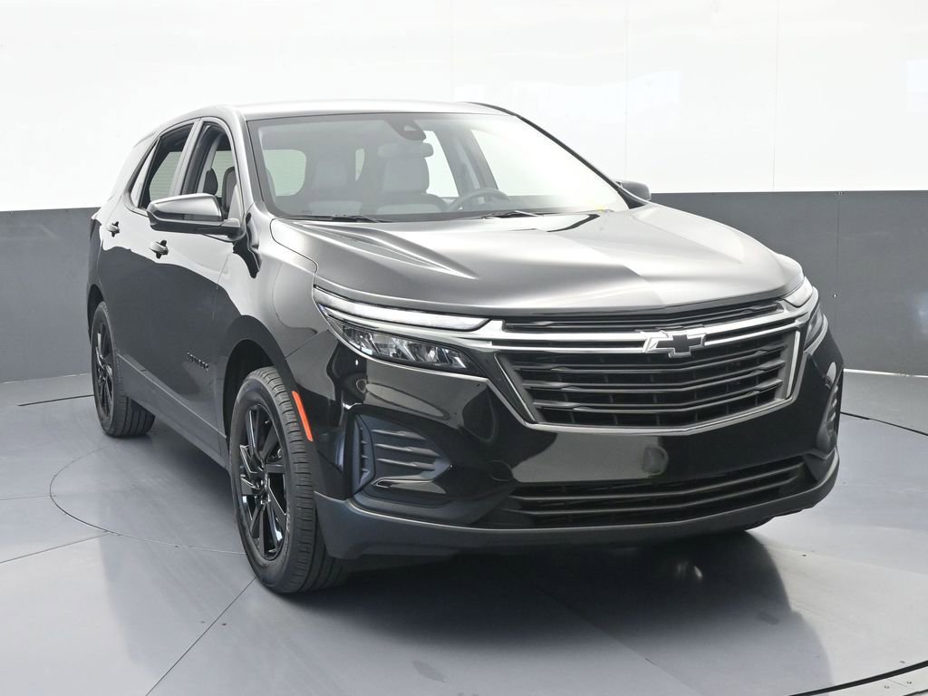 Used 2024 Chevrolet Equinox LS w/ Midnight Edition FWD image 9