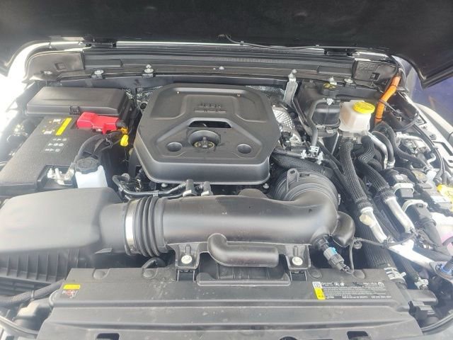 Used 2025 Jeep Wrangler Sahara 4xe w/ Safety Group image 18