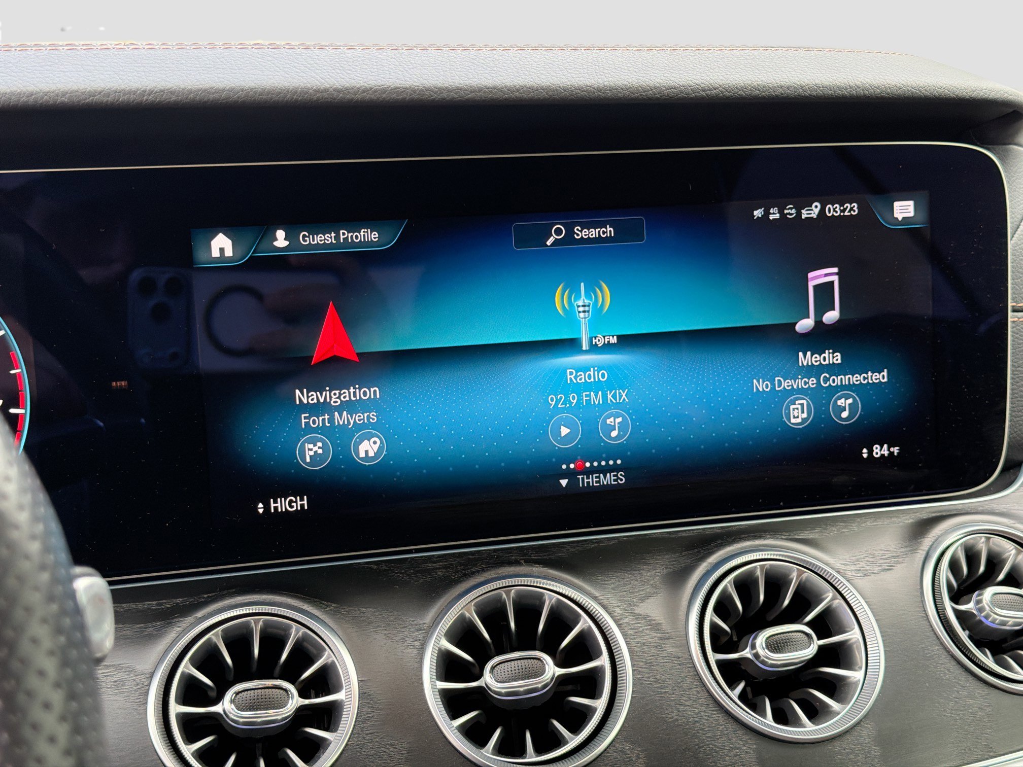 Used 2023 Mercedes-Benz E 450 Cabriolet image 29