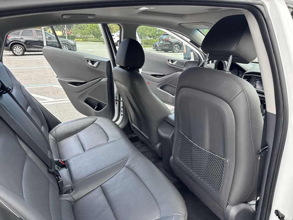 Used 2019 Hyundai Ioniq Limited FWD image 33
