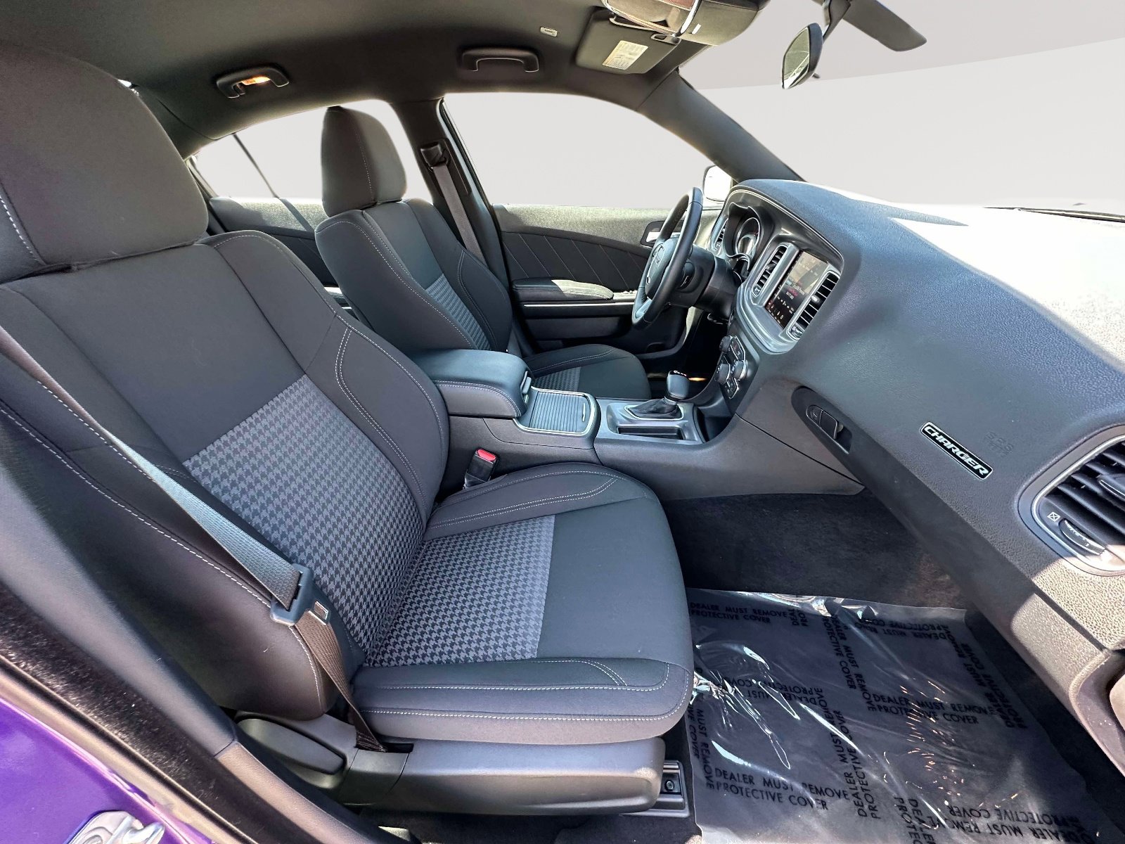 Used 2023 Dodge Charger SXT RWD image 23