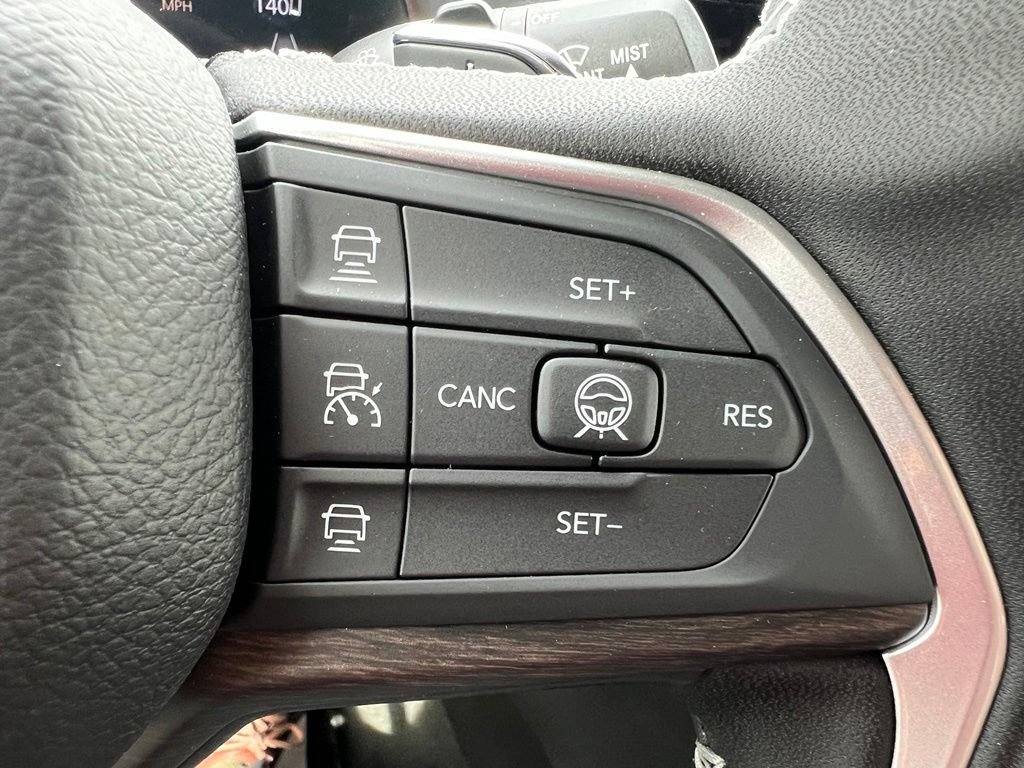 New 2026 Jeep Grand Cherokee L 4WD image 40