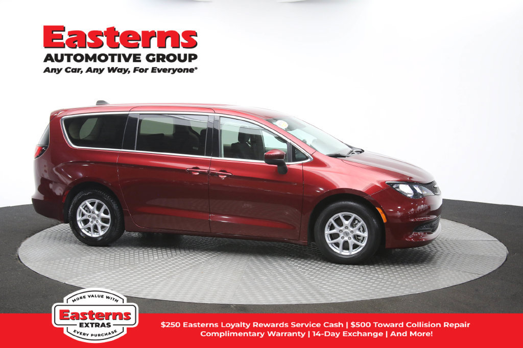 Used 2023 Chrysler Voyager LX FWD image 47