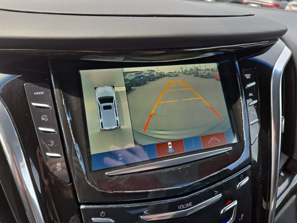 Used 2017 Cadillac Escalade Platinum AWD/4WD image 25