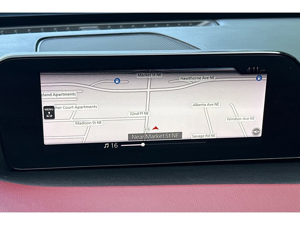 Used 2021 MAZDA MAZDA3 Hatchback w/Premium Plus Pkg image 21