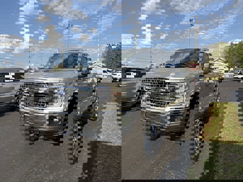 Used 2018 Ford F150 Lariat w/ Equipment Group 502A Luxury image 4