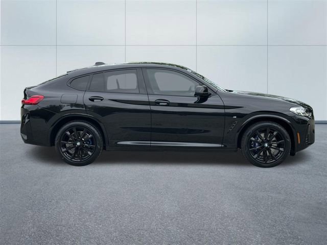 Used 2024 BMW X4 M40i AWD/4WD image 4