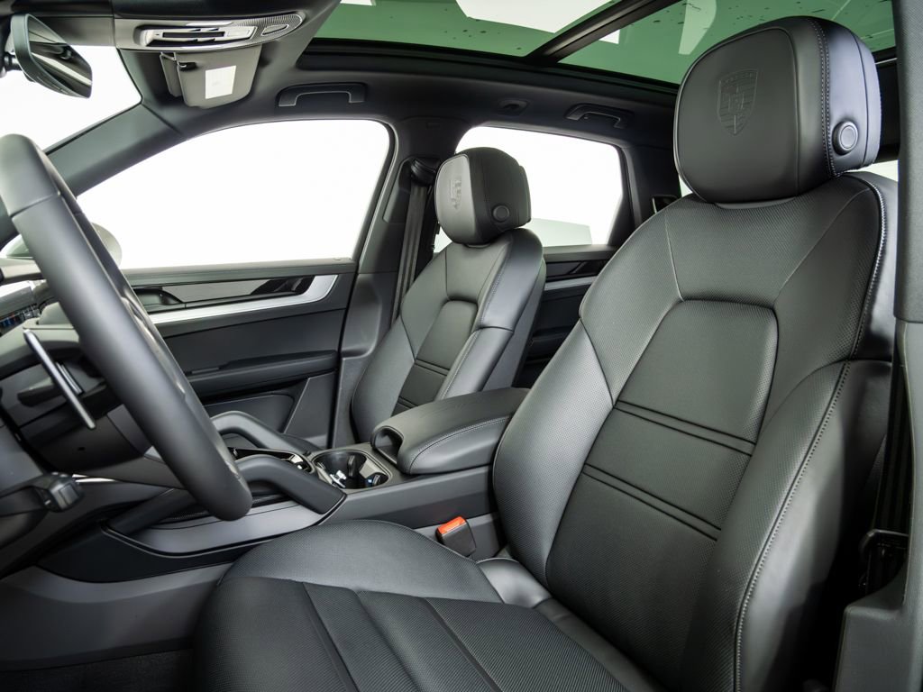 New 2026 Porsche Cayenne image 5