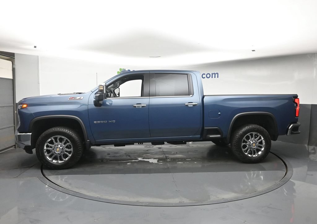 New 2026 Chevrolet Silverado 2500 LTZ w/ LTZ Plus Package AWD/4WD image 24