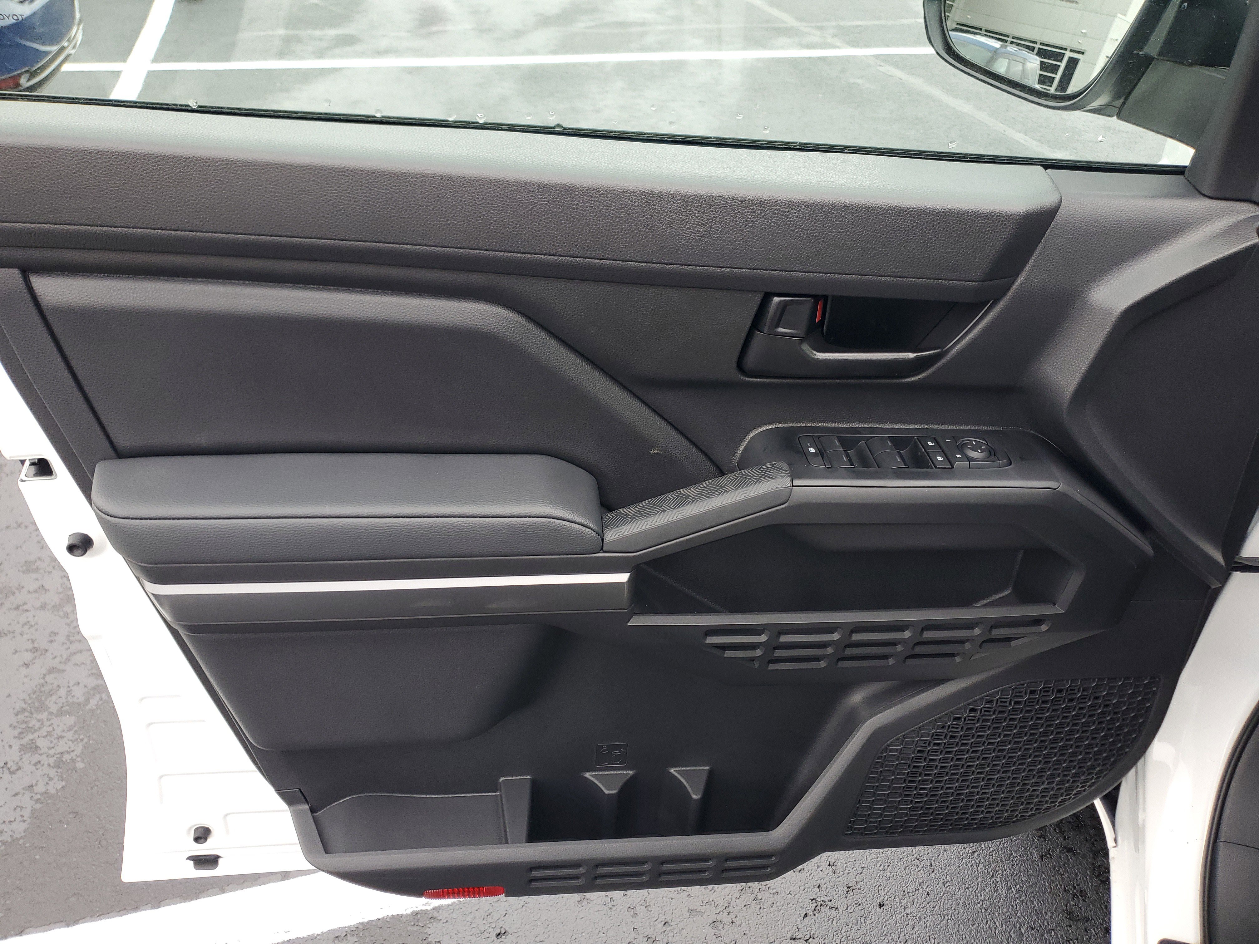 New 2025 Toyota Tacoma SR5 image 18