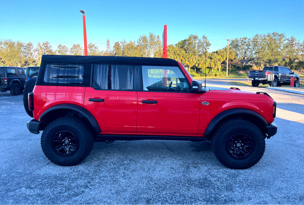 Used 2023 Ford Bronco Wildtrak image 6