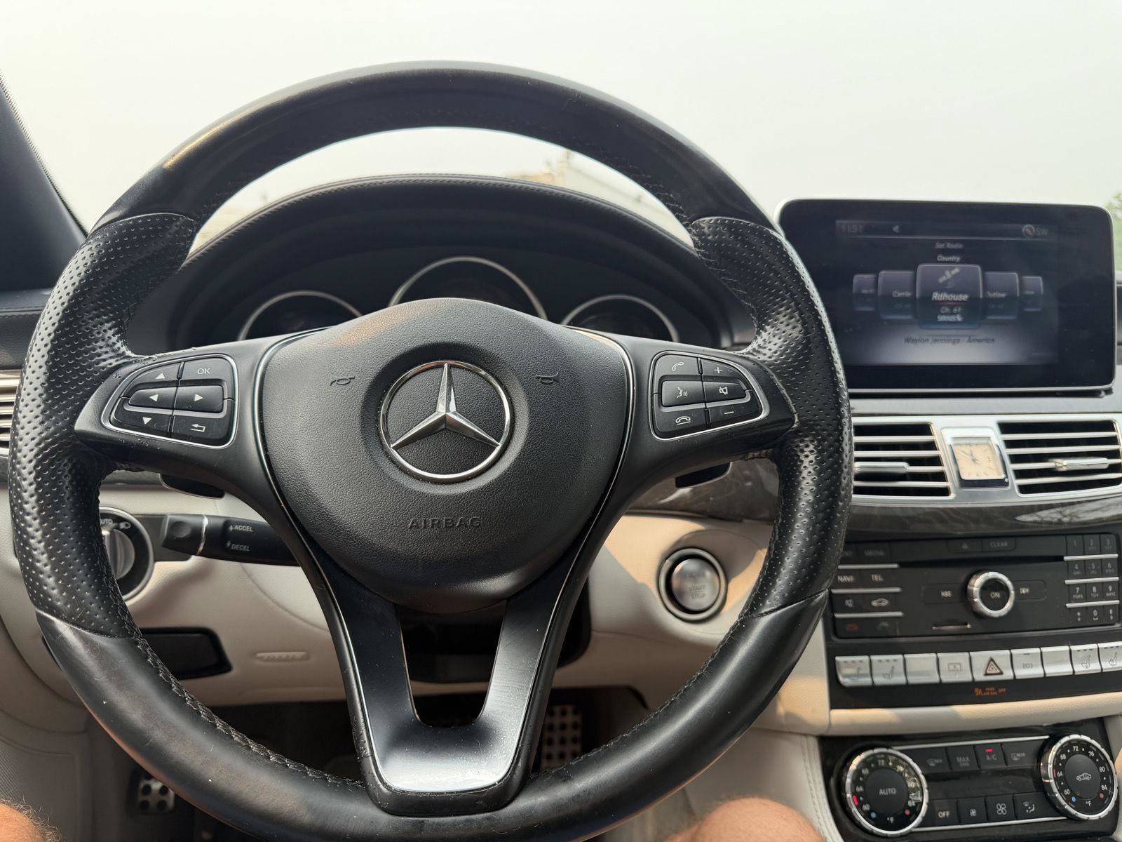 Used 2015 Mercedes-Benz CLS 550 4MATIC image 12