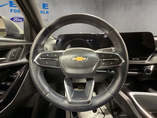 Used 2025 Chevrolet Equinox LT image 14