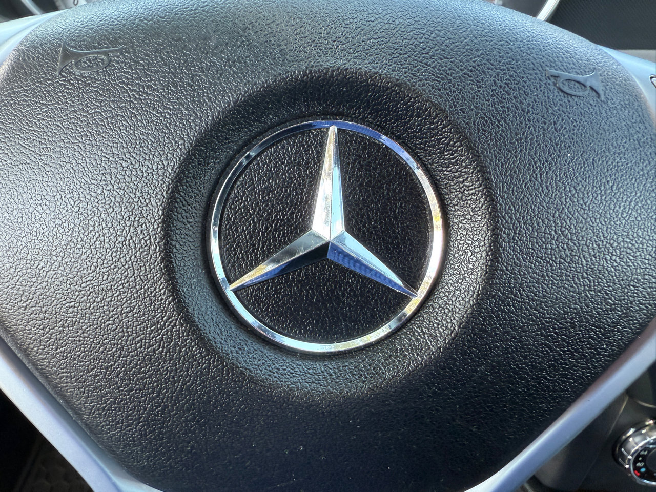 Used 2012 Mercedes-Benz C 300 Luxury image 26