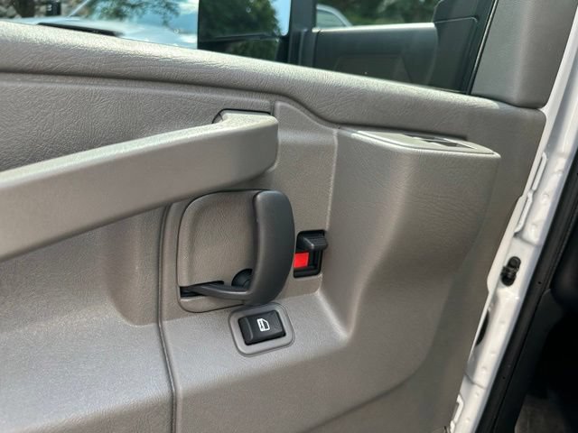 New 2026 Chevrolet Express 3500 w/ Power Convenience Package RWD image 13