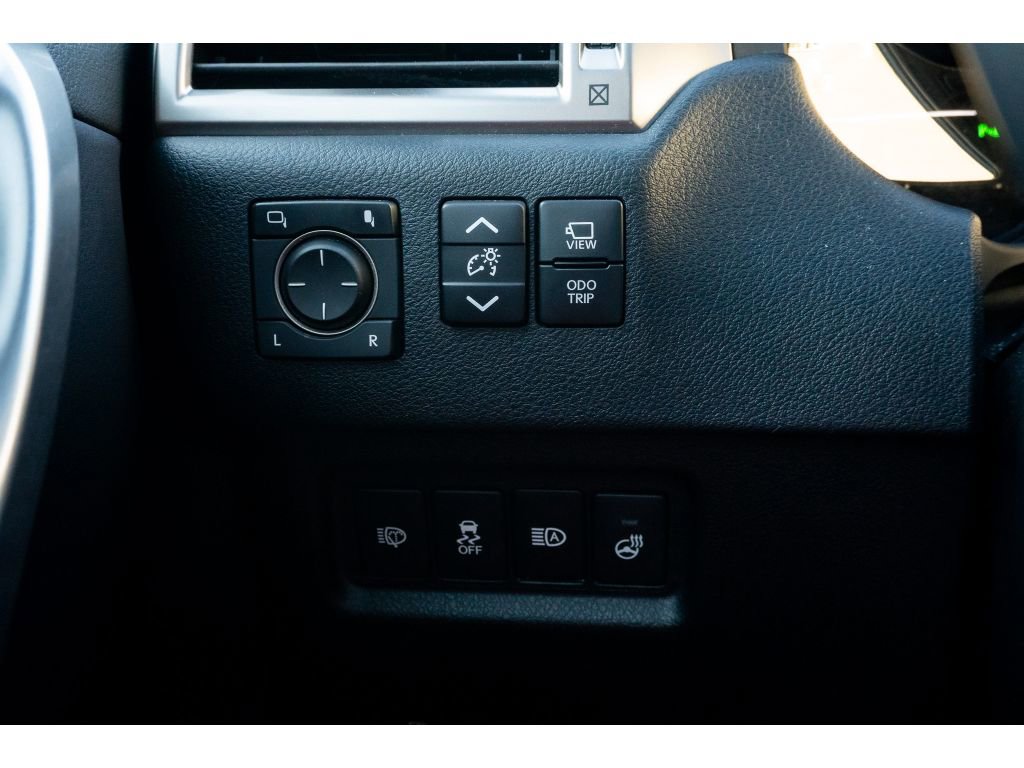 Used 2023 Lexus GX 460 Luxury w/ Accessory Package image 28