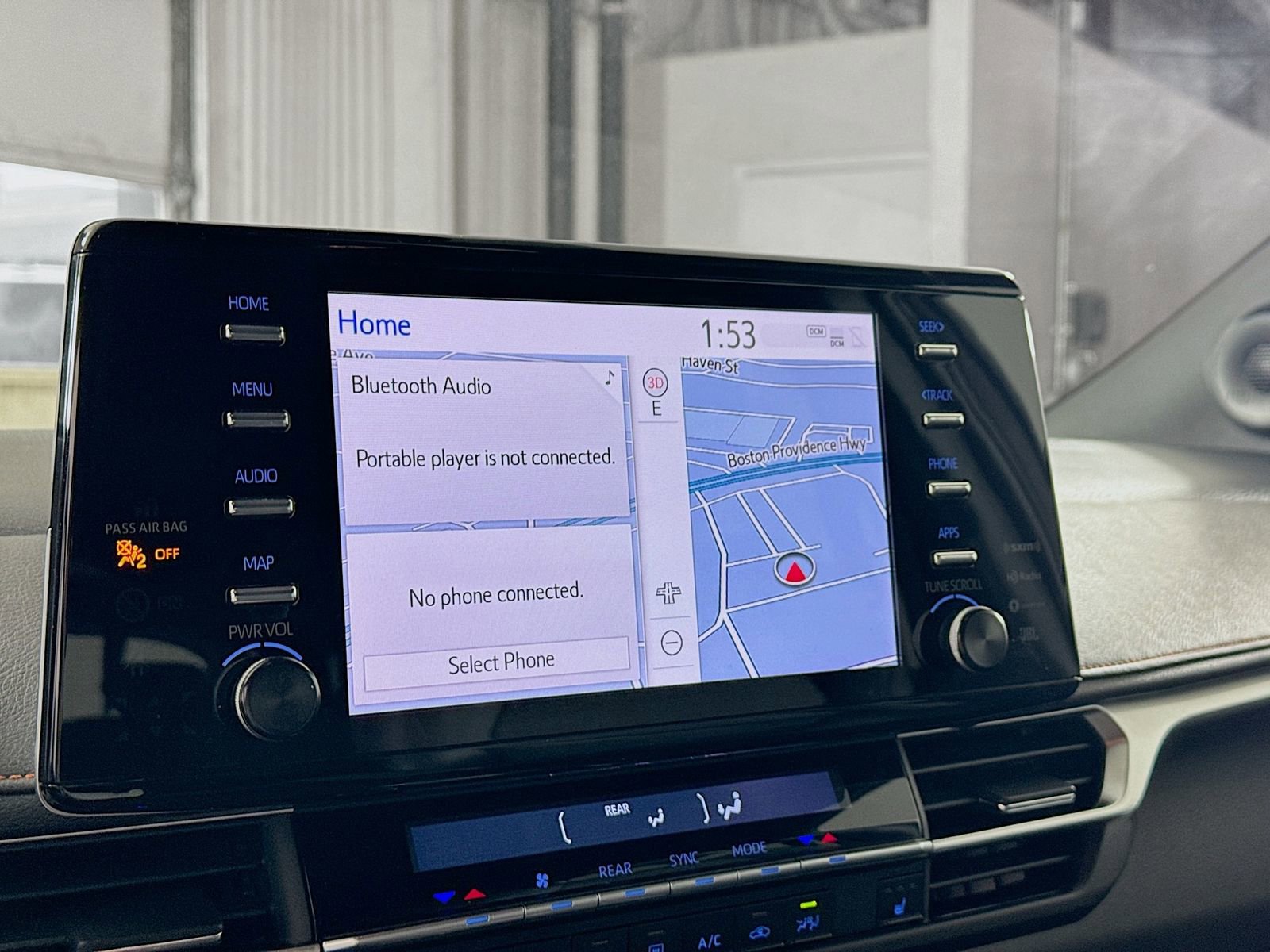 Used 2021 Toyota Sienna XSE w/ XSE Plus Package image 11