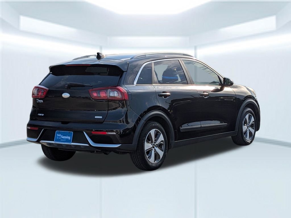 Used 2017 Kia Niro LX image 6