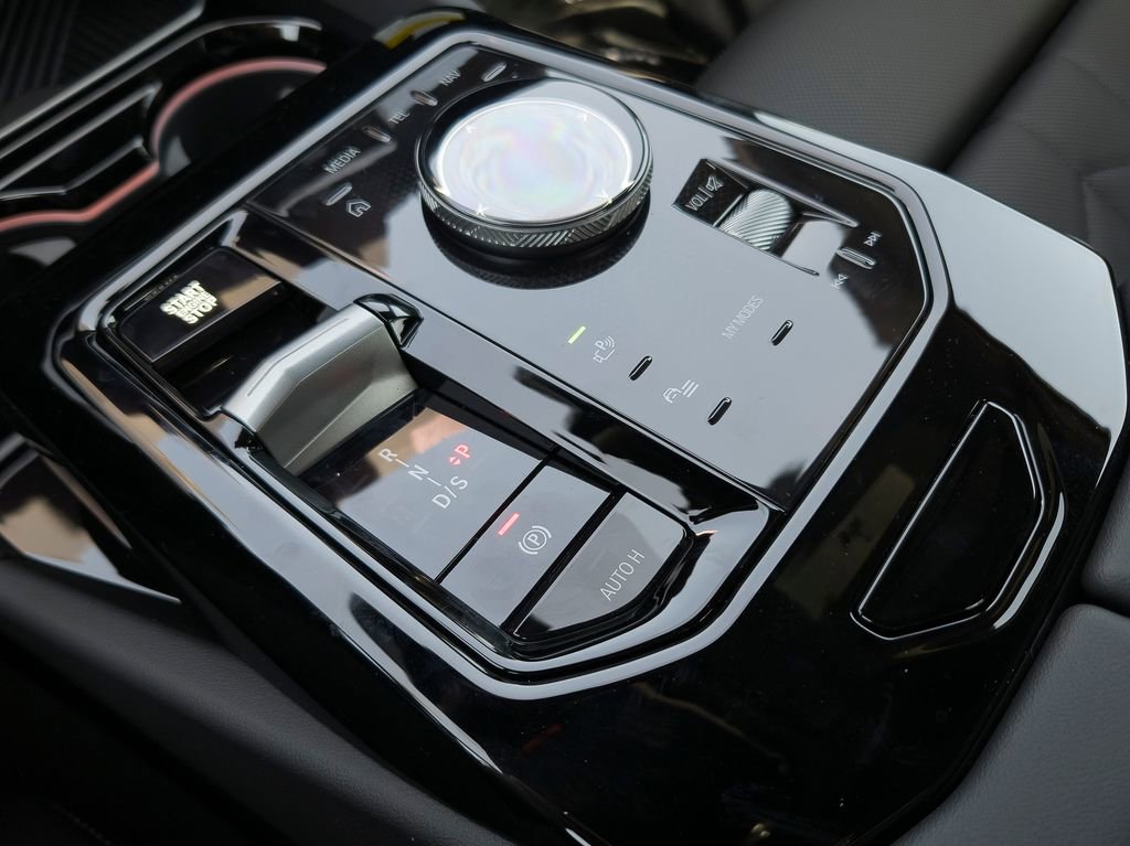 New 2026 BMW 530i w/ M Sport Package image 10