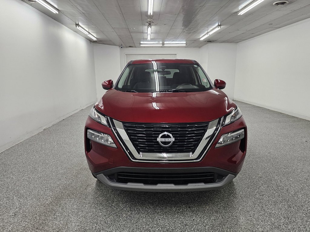 Used 2023 Nissan Rogue SV AWD/4WD image 2