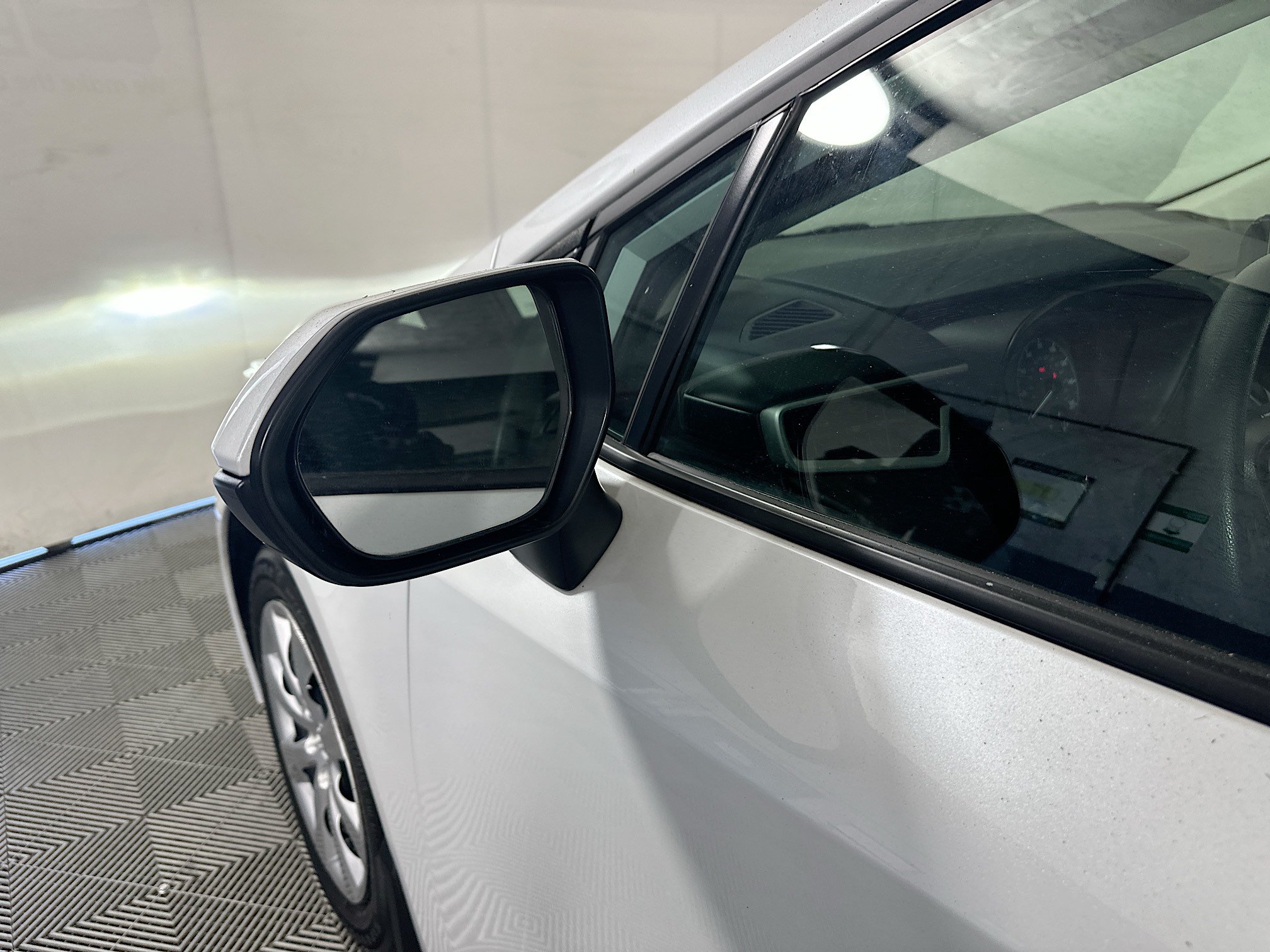 Used 2025 Toyota Corolla LE FWD image 10