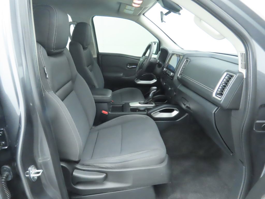 Used 2022 Nissan Frontier SV image 20