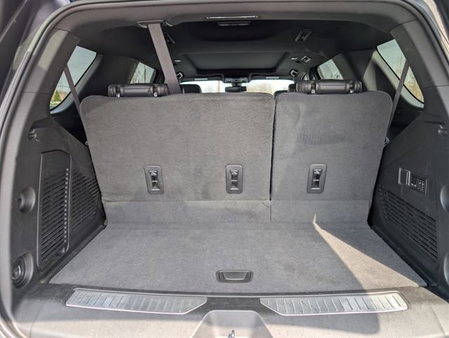 Used 2022 Chevrolet Tahoe RST w/ Luxury Package image 21