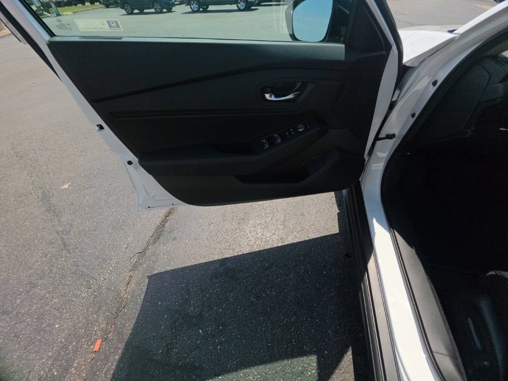 Certified 2026 Honda Accord SE image 11