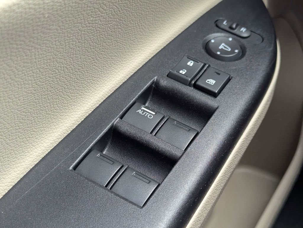 Used 2016 Honda Accord LX image 22