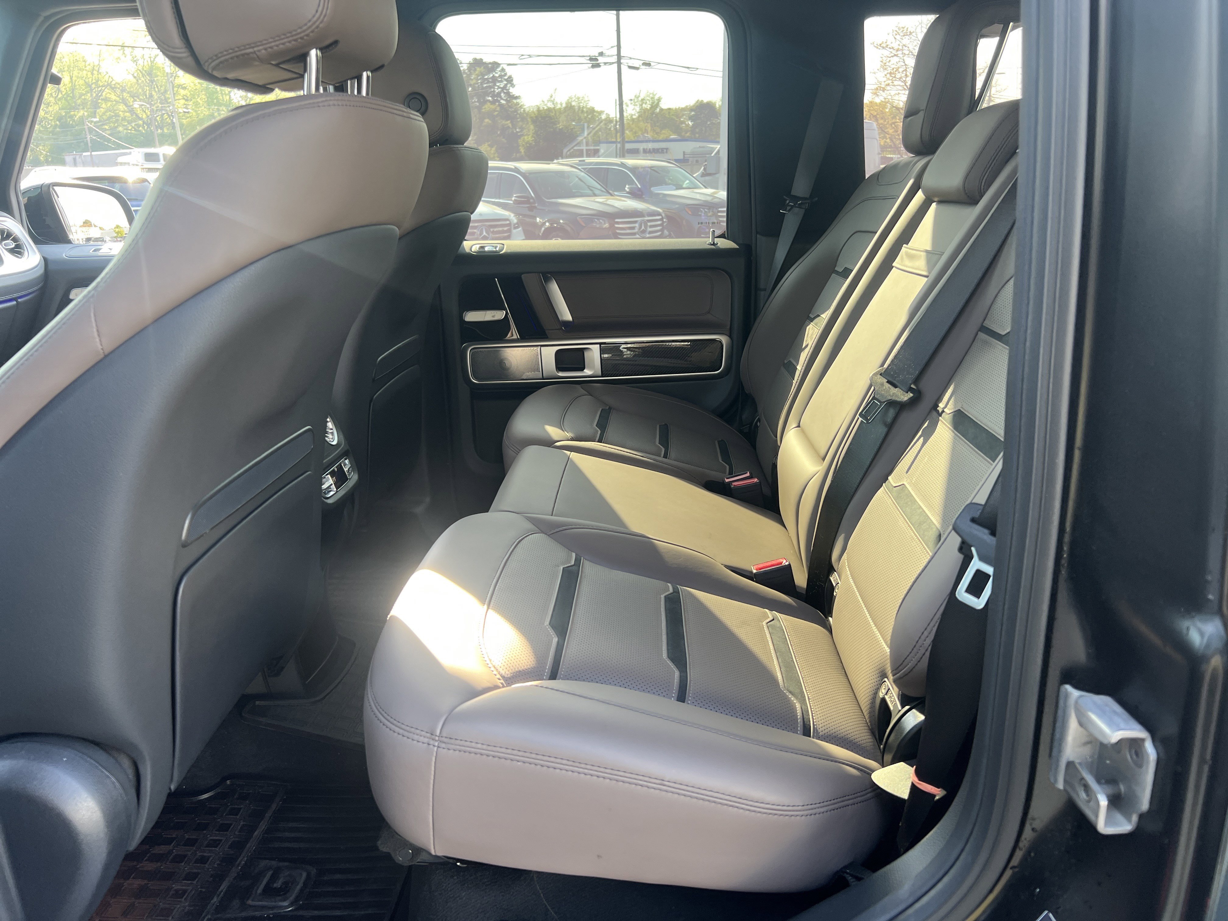 Certified 2022 Mercedes-Benz G 63 AMG 4MATIC image 32