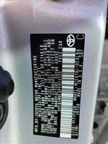 Used 2023 Toyota Corolla LE FWD image 23